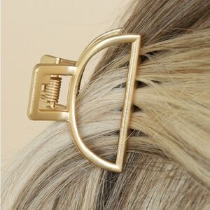 FREE Mini Gold Hair Claw Clip